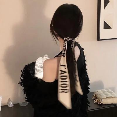 站起来的女孩